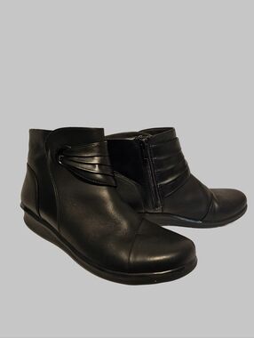 Clarks Hope Twill Ankle Booties Size 8